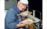 「釣ったイカを泳がせて8kg頭に本命アラをキャッチ成功！【船釣り最新情報6選・福岡】」の画像6