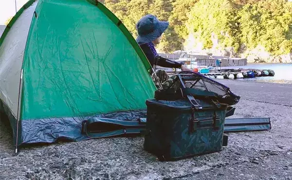 堤防釣りに行ったら全治1ヶ月のケガ　原因はビーチサンダルと牡蠣殻