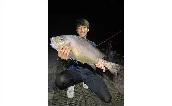 「伊豆諸島ブッコミ釣りのススメ 【魅力・タックル・エサ・釣り方・好ポイントを解説】」の画像