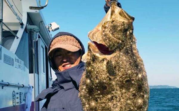 22中部 船ヒラメ釣り入門 イワシ泳がせ釣りのキホンを解説 22年1月9日 エキサイトニュース