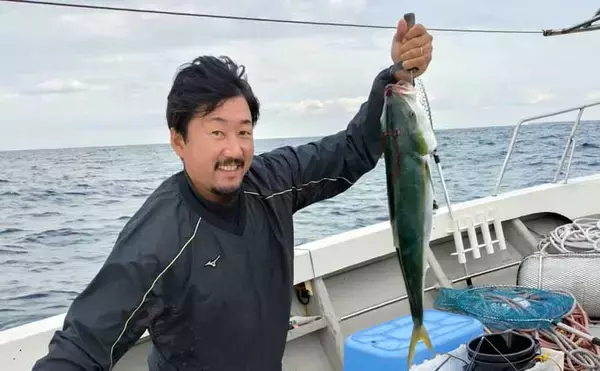 「【沖釣り釣果速報】ヒラマサ7kg頭に船中60尾超！玄界灘の落とし込み釣りが最盛期（福岡）」の画像
