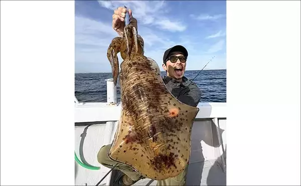 「「乗っ込みの大型マダイ浮上！」タイラバで数型ともに狙い目【沖のルアー釣果速報12選・三重】」の画像