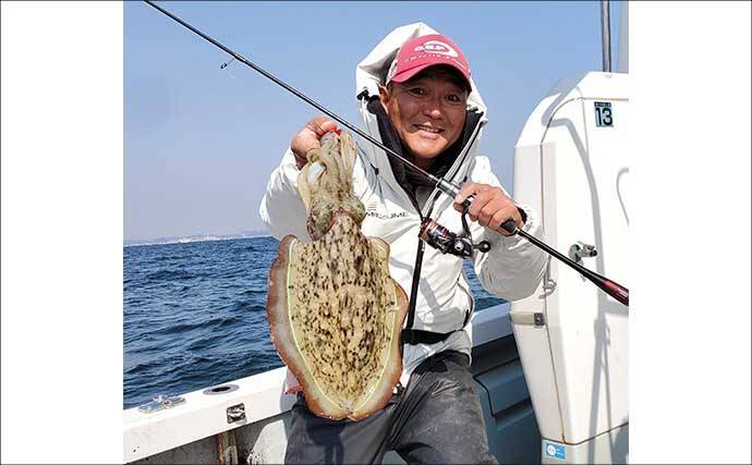 東京湾で80cm級「極太」サワラがヒット！【けやき丸】エギングにはシリヤケイカが好反応