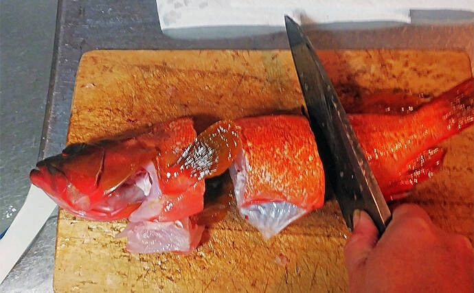 釣魚で作る「鍋」レシピ：アカハタの寄せ鍋　煮込み時間は15分がベスト