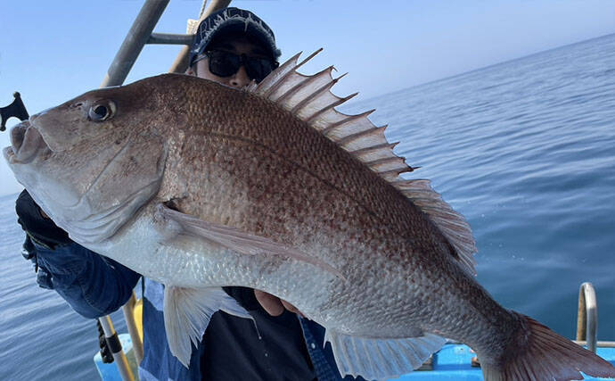 【イサキSLJ】今季初釣行で本命10匹に特大ゲスト3連発！（山口・角島沖）