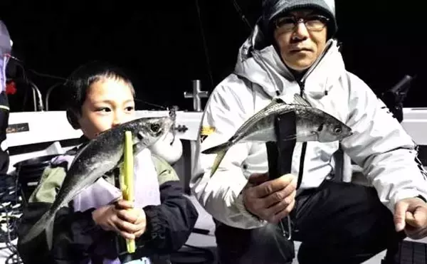 「【沖のルアー釣果速報】伊勢志摩沖のティップランで良型アオリイカ連発！1kgアップも浮上（三重）」の画像