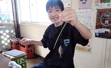 中1の甥っ子と屋内釣り堀で本気の釣果勝負！ 結果はまさかの「43対47」で叔父敗北