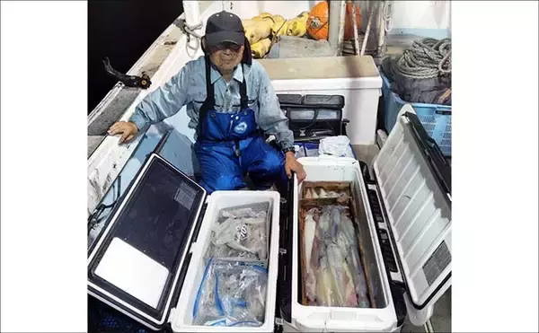 「大型ヤリイカ主体で好調キープ中！【夜焚きイカ釣果速報18選・福岡】」の画像
