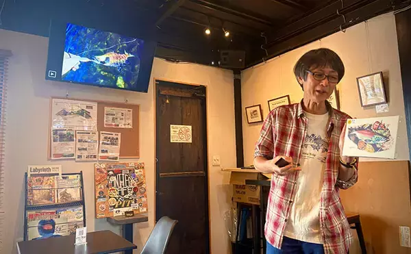 「釣り界隈で話題のイラストレーター「トキシン」こと時川真一さんの個展に行ってみた」の画像