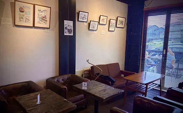 「釣り界隈で話題のイラストレーター「トキシン」こと時川真一さんの個展に行ってみた」の画像