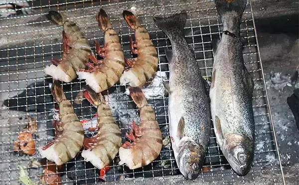 「夏休みの釣りレジャー好スポット紹介：平谷湖フィッシングスポット【長野】」の画像