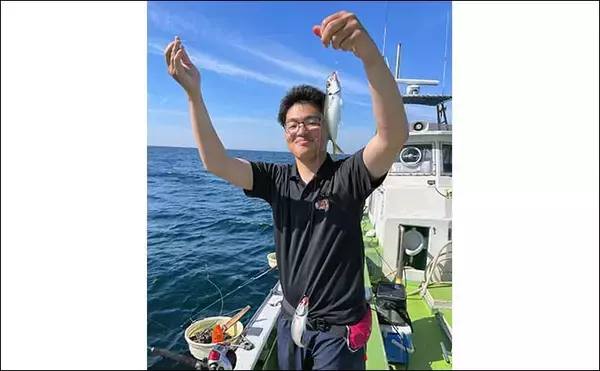 「葉山発アジ五目釣りで30cm超え良型アジ連打【愛正丸】城ヶ島沖で好反応」の画像