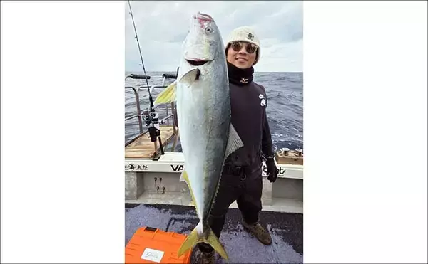 「【沖釣り釣果速報】ナイトティップランで2kg超え浮上　玄界灘はアオリイカ・ヒラメ・青物好調（福岡）」の画像