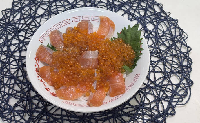 悪評高き侵略的外来魚『ブラウントラウト』の卵はイクラの代用品になるか試してみた