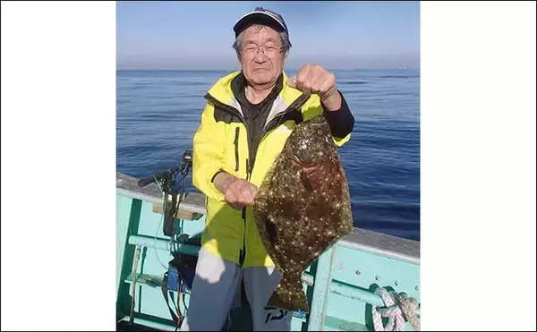 「茨城沖のヒラメ釣り解禁日に50cm級中心に2〜3尾と好スタート【浜べ丸】」の画像