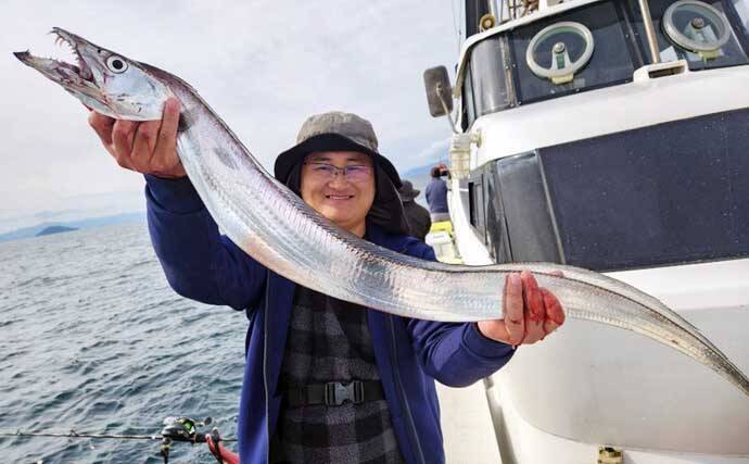 【沖釣り釣果速報】タチウオ便でドラゴン級が続々！タイラバでは60cmマダイも（大分・熊本）