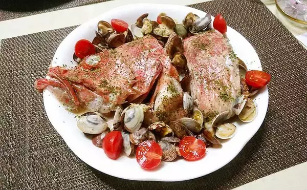 「深場釣りで4.1kg良型メヌケ手中　船中60kg級アブラボウズも浮上」の画像