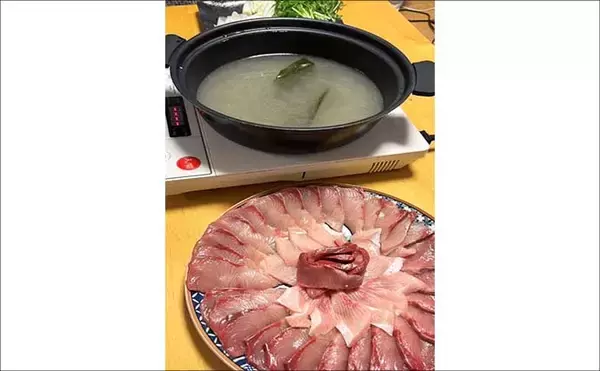 「「寒ブリが大爆釣！」電気ブリ釣りでたった30分でクーラー満タンに【新潟・謙信丸】」の画像