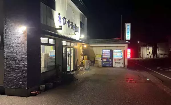 「「寒ブリが大爆釣！」電気ブリ釣りでたった30分でクーラー満タンに【新潟・謙信丸】」の画像