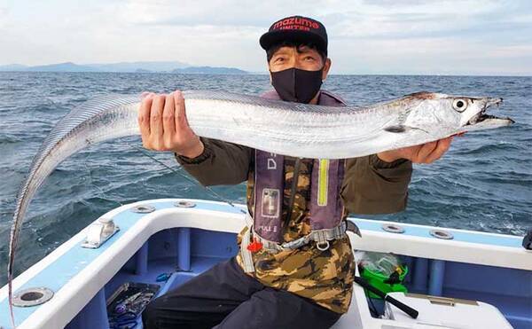 三重 愛知 船のエサ釣り最新釣果 タチウオ カワハギ数釣りチャンス 22年11月13日 エキサイトニュース