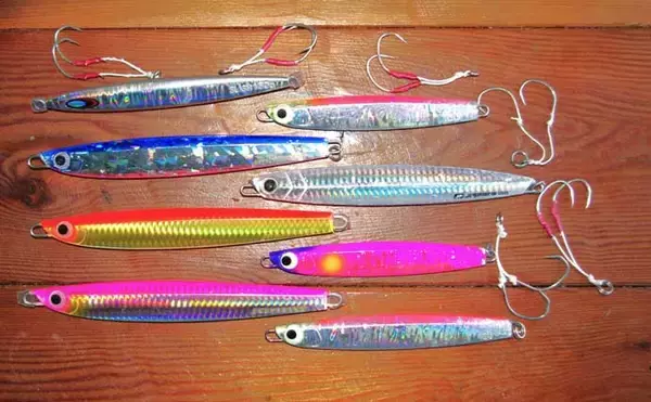 「シーズン最後のジギング釣行でハマチをキャッチ！【明石沖】今シーズンは苦戦続き」の画像