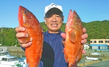 シブダイ狙いの夜釣りでアカハタ40cm頭に連続ヒット【鹿児島・野間池沖磯】本命は小型のみ