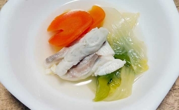 釣った魚で作る「寒い日の定番」レシピ：キビレと白菜の酒蒸し風