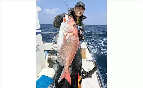 「壱岐周辺でのタイラバ釣行で3kg級マダイを好捕！【勇勝丸・佐賀】ひとつテンヤにもヒット」の画像
