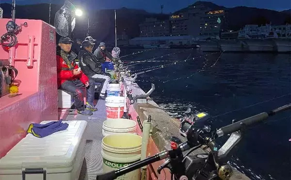 知床のホッケ五目釣りは仕掛けが重要【北海道】ピンクのスキンパケが当たり？