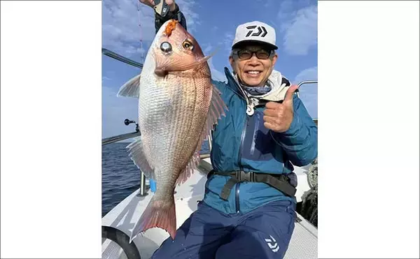 「「乗っ込みシーズン盛期！」敦賀エリアのタイラバ釣行で船中マダイ30匹超え【福井】」の画像