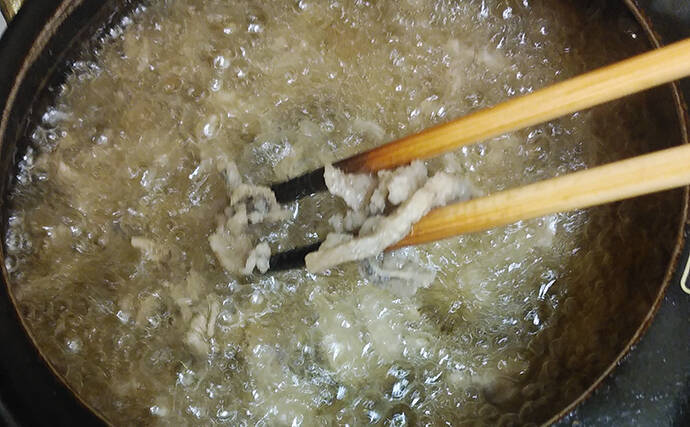 釣魚で作る「血液サラサラ」健康レシピ：ヒラの黒糖南蛮　骨切りがポイント