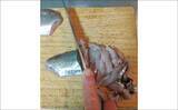 「釣った魚で作る「スナック」レシピ：ヒラのチップス　米粉で揚げればサクサク感が持続」の画像3