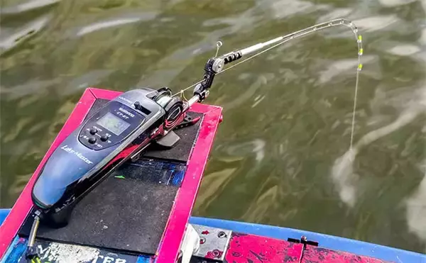 「高滝湖のボートワカサギ釣りで39尾キャッチ【千葉】厳寒前で群れが薄く食いも渋め」の画像