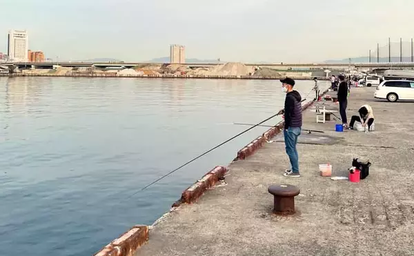 「「釣り好きに悪い人はいない」は本当か？　ぶっちゃけマナーが悪い人はいる」の画像