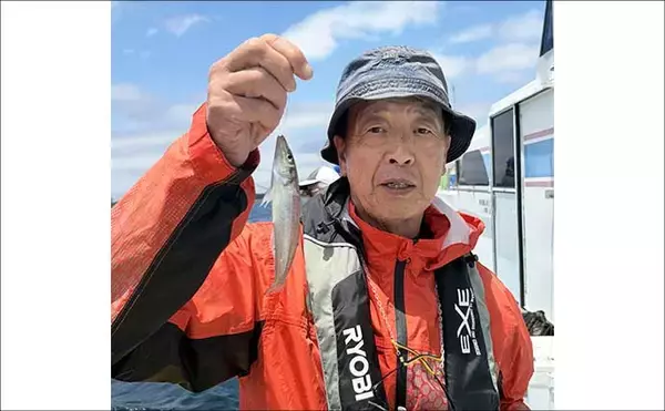 「釣具屋主催の船シロギス釣行会に参戦【ちがさき丸】釣り初体験でも本命キス手中！」の画像