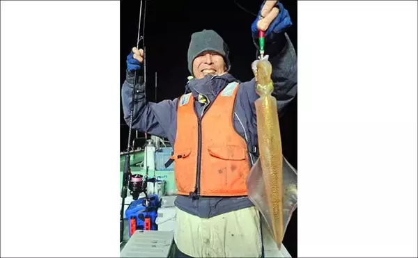 「【沖のルアー釣果速報】キャスティングでサワラ80cmオーバー3匹にヒラスズキ76cm好捕！（三重）」の画像