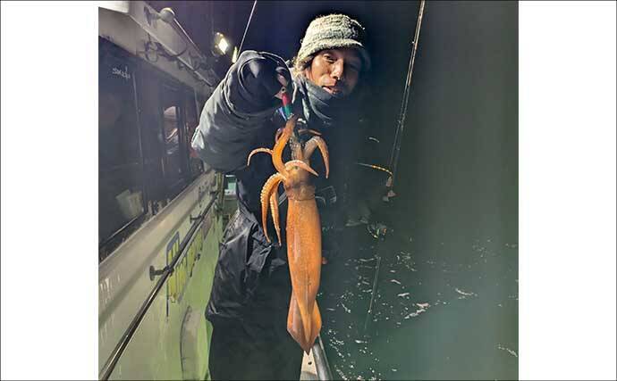 「2026年はヤリイカのアタリ年！」尾鷲湾イカメタルゲームで大型が続々登場【三重】