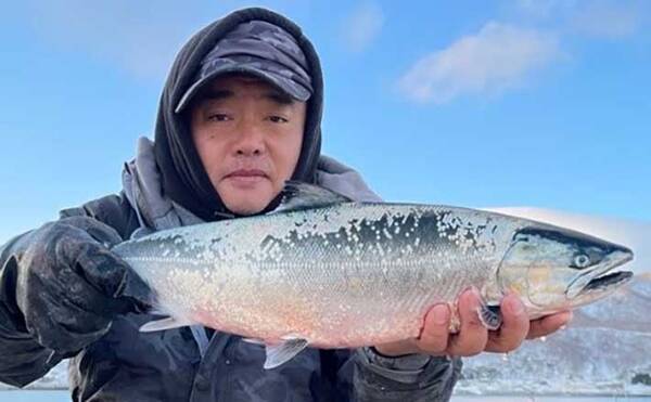 体感温度 18度の知床サクラマスジギング 60cm級頭に船中快釣 22年1月22日 エキサイトニュース