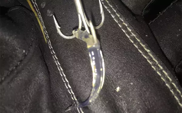 「冬の河川でもシーバスは釣れる！ 【狙うべきポイント・条件・注意点を解説】」の画像