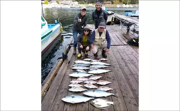「【海上釣り堀釣果速報】少年がワラサ2匹＆大ダイを堂々キャッチ！マダイ7匹も加わり豪華釣果（愛知・三重）」の画像