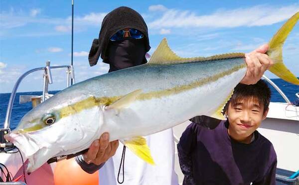 福岡 沖のエサ釣り最新釣果 落とし込み釣りで5kg級ヒラマサ登場 22年9月9日 エキサイトニュース