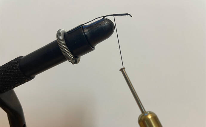 テンカラ釣りの毛鉤（けばり）の作り方　初心者でも慣れれば2～3分で作成可能