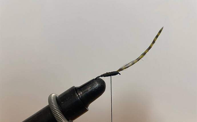 テンカラ釣りの毛鉤（けばり）の作り方　初心者でも慣れれば2～3分で作成可能