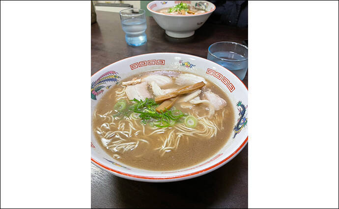 冬のシーバスゲームでセイゴ10匹をキャッチ【山口】 シンキングペンシルに好反応