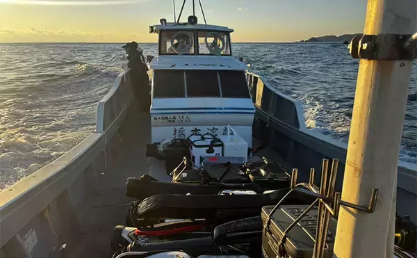 「沖磯ウキフカセ釣りで口太グレ38cmをキャッチ【和歌山・潮場の長島】うねりをかわして攻略」の画像