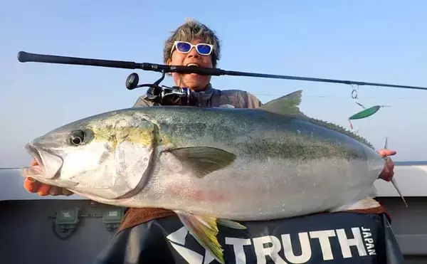 22kgヒラマサ登場！トップウォータープラグにヒット【沖のルアー釣果速報9選・福岡】