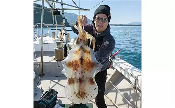 「22kgヒラマサ登場！トップウォータープラグにヒット【沖のルアー釣果速報9選・福岡】」の画像