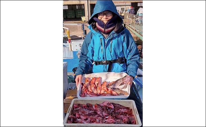 船カサゴ釣りで26cm頭に本命45匹 好ゲストに30cmの特大メバルも登場 22年1月27日 エキサイトニュース 4 4