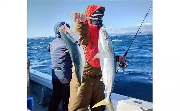 「【沖のルアー釣果速報】トンジギで24kg級巨大タネトン浮上！カツオもヒット（三重）」の画像