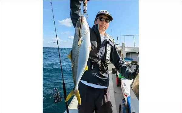 「【沖釣り釣果速報】福井沖のSLJでアンコウをキャッチ！根魚続々ヒットで船上賑わう（福井）」の画像